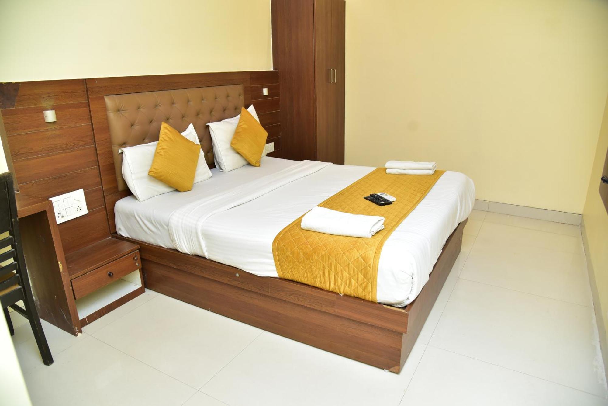 Hotel Embassy Suites Mumbai Exterior foto